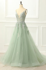 Gorgeous Green Tulle Spaghetti Straps Prom Dress with Appliques Details
