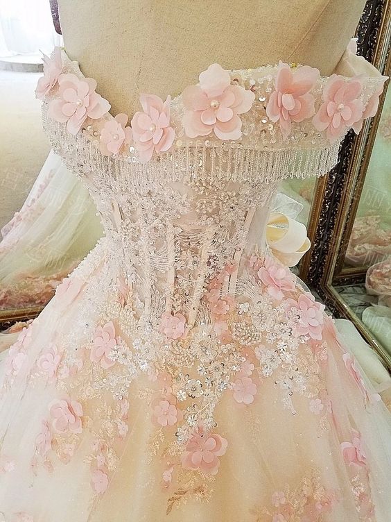 Elegant Beaded Sweet 16 Prom Dresses Pink Lace Ball Gown