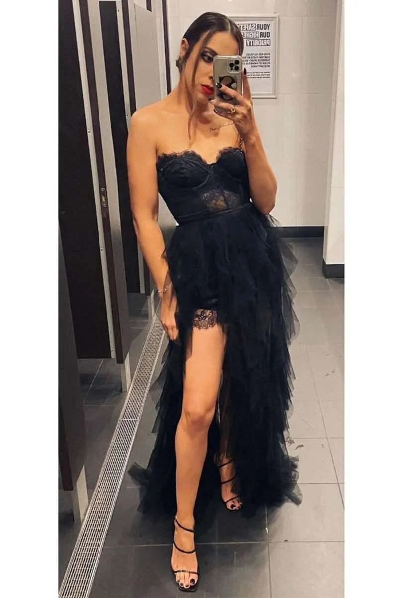 Glamorous Strapless Tulle Prom Dress Sleeveless Ball Gown for Women