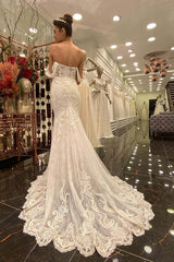 Elegant Mermaid Off-Shoulder Wedding Dress With Tulle Lace and Train