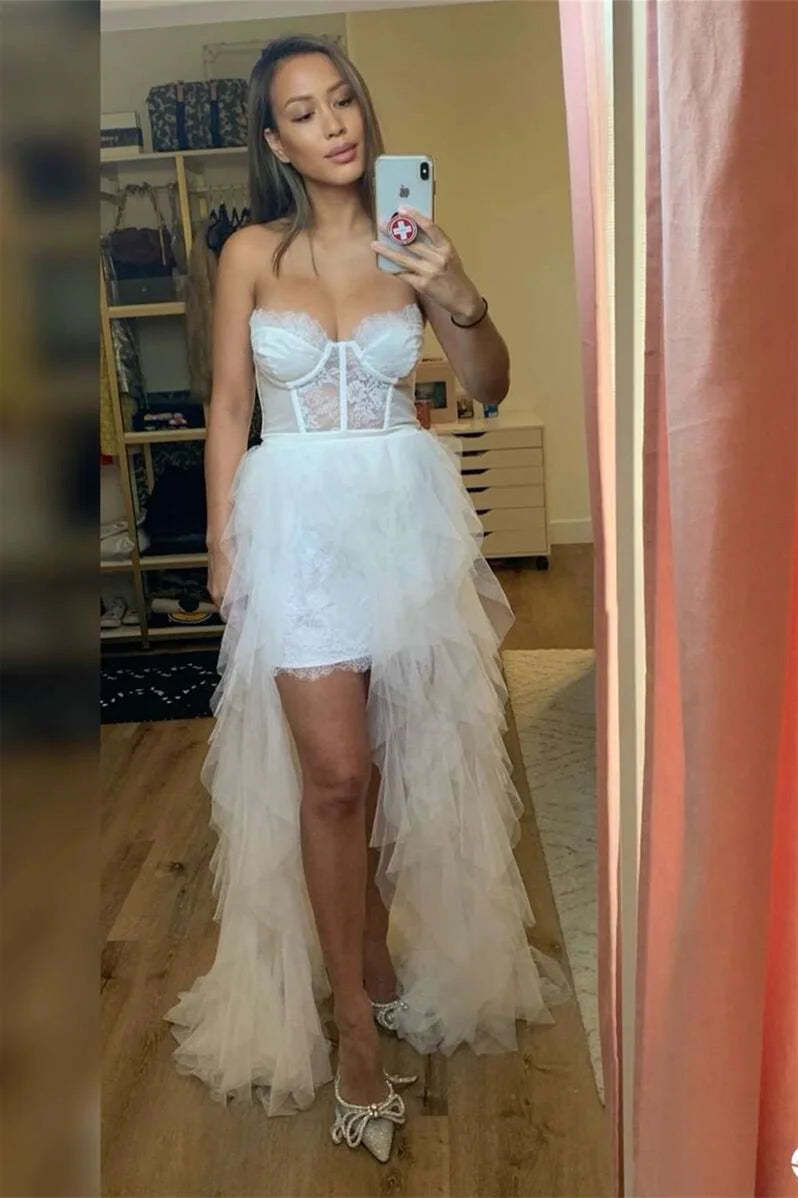 Glamorous Strapless Tulle Prom Dress Sleeveless Ball Gown for Women