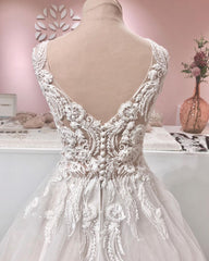 Vintage A-Line Deep V-Neck Backless Ruffle Wedding Dress with Lace