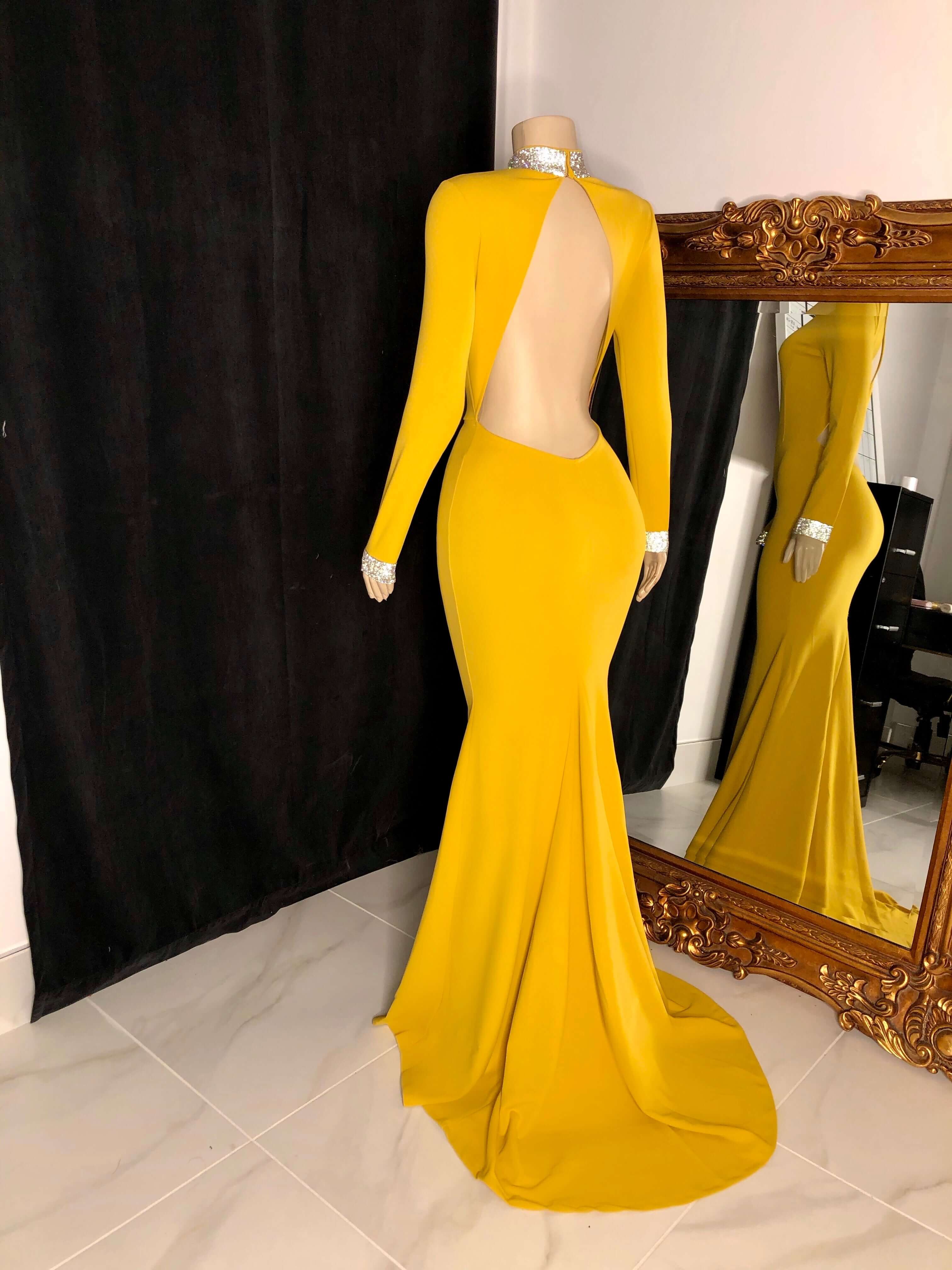 Elegant Red Long Sleeve Open Back Mermaid Prom Dress Gown