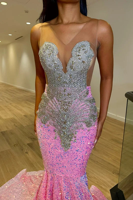 Luxurious Tulle Mermaid Prom Dress with Shoulder Straps and Beaded Details