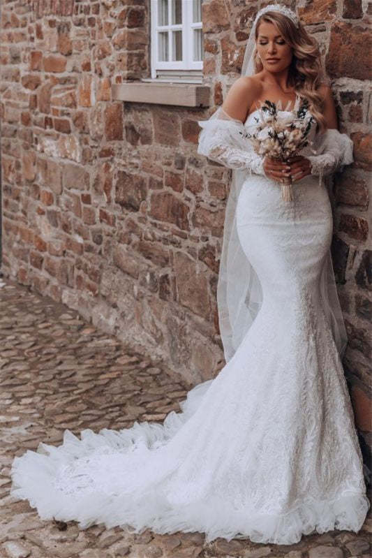 Sweetheart Mermaid Wedding Dress with Lace Bubble Sleeves and Train