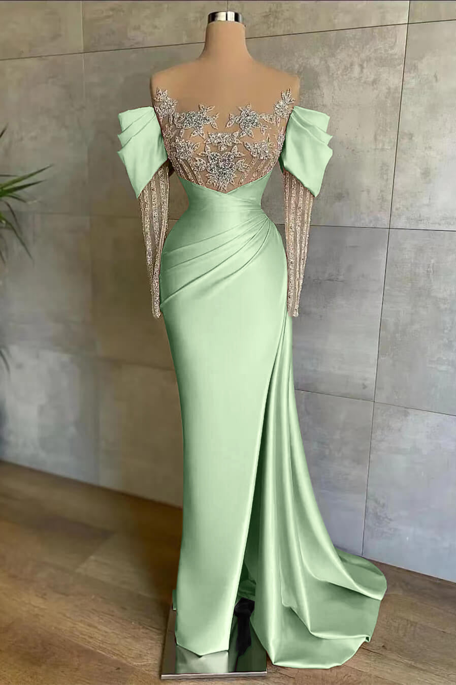 Elegant Pink Off-Shoulder Mermaid Prom Dress with Beaded Appliques & Front Slit