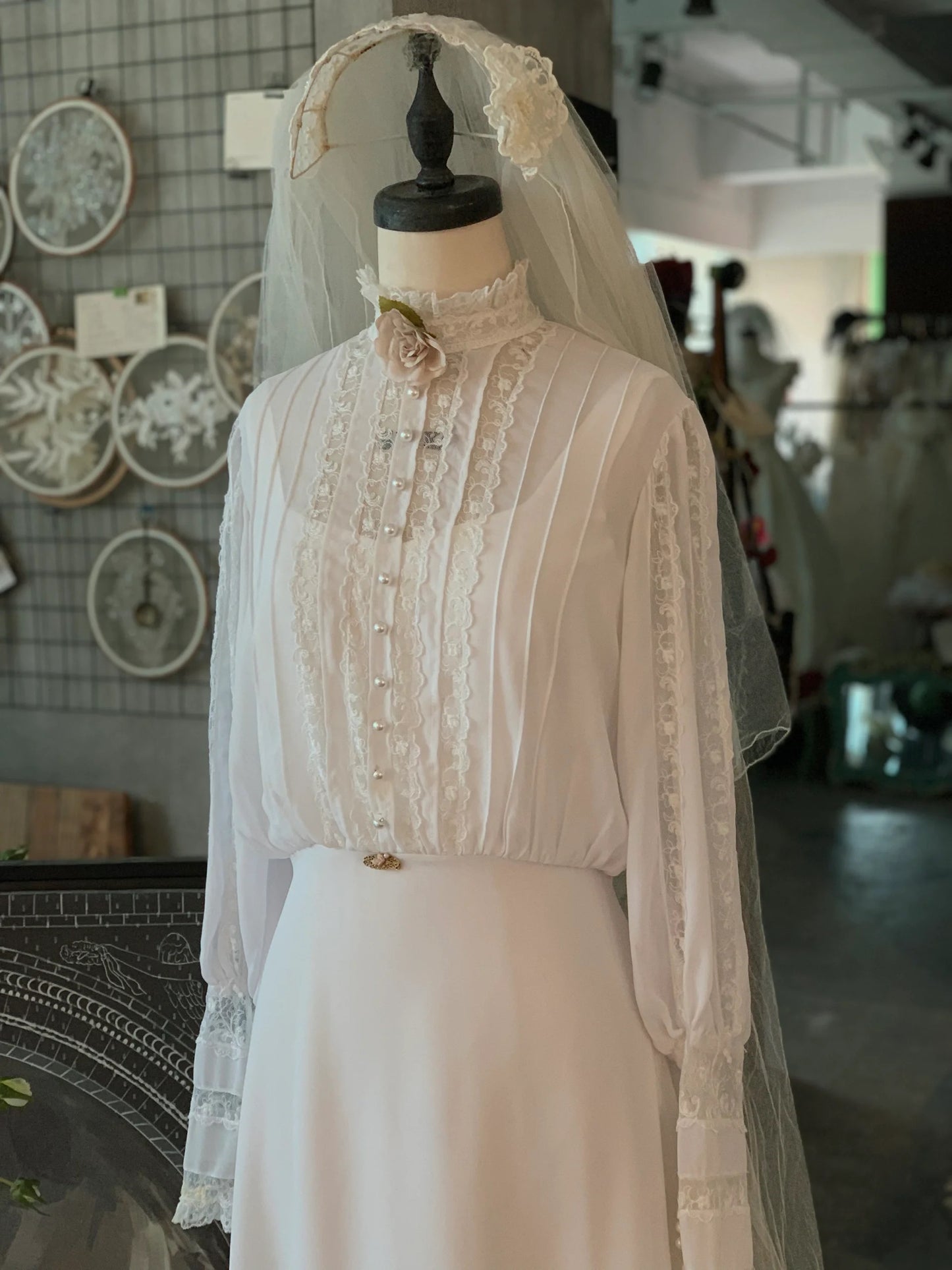 Chiffon Modest Vintage Wedding Dress with Long Sleeves - DollyGown