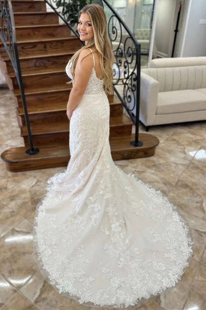Mermaid Lace Spaghetti Straps Wedding Dress for Curvy Brides - DollyGown