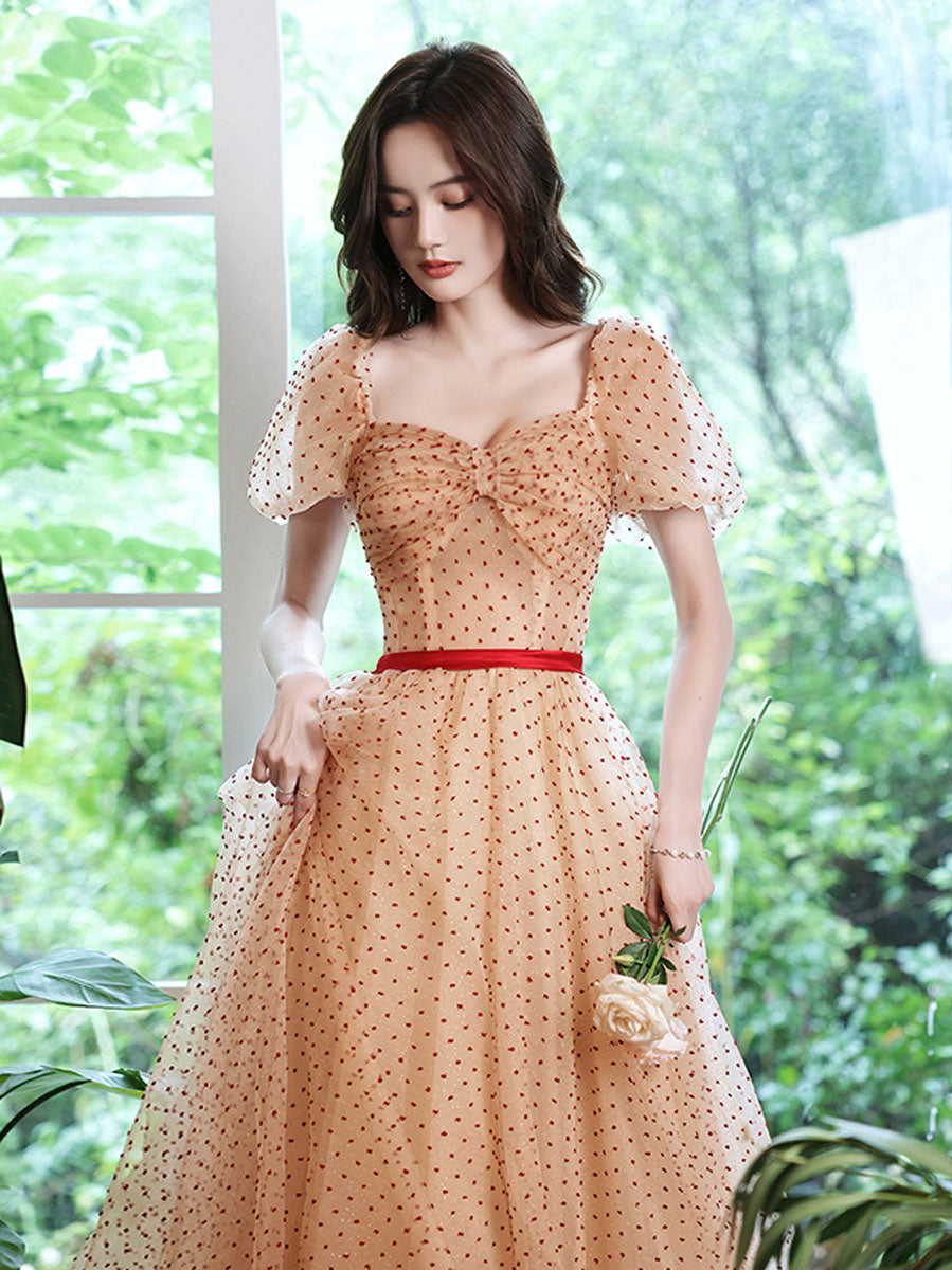 Elegant A-Line Sweetheart Neck Tulle Champagne Prom Dress for Evening Events