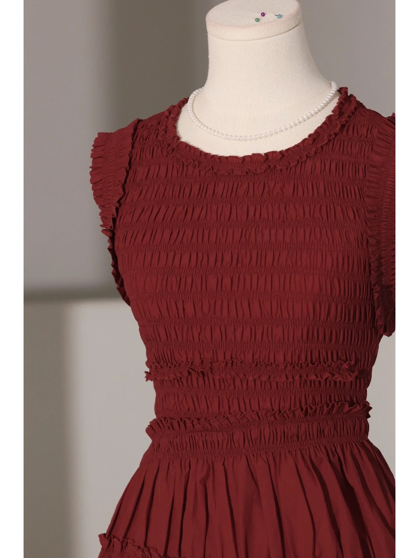 Retro Style Burgundy Sleeveless Midi Dress - DollyGown