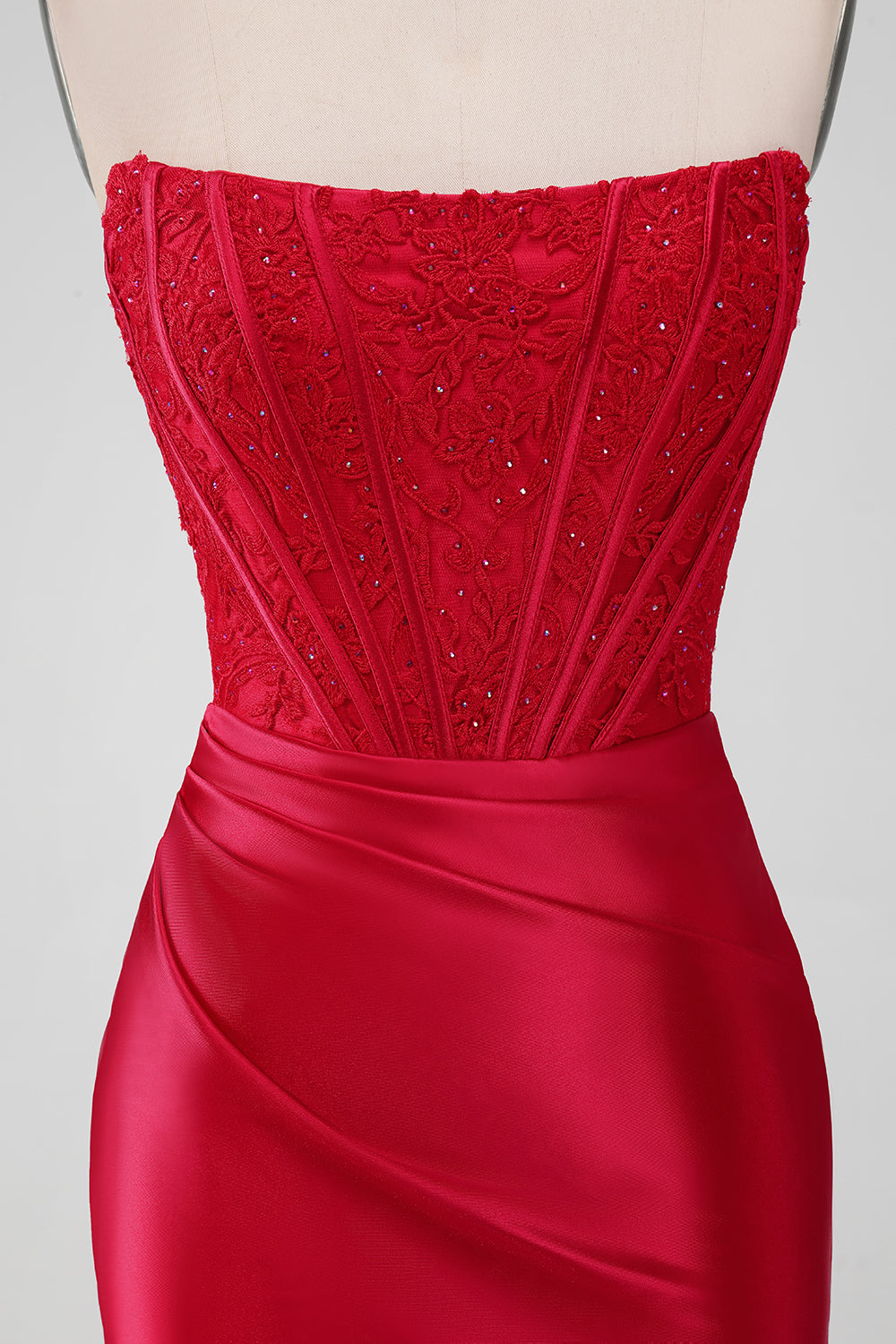 Strapless Lace Ruched Bodycon Short Red Homecoming Dress Strapless Lace Ruched Bodycon Short Red Homecoming Dress