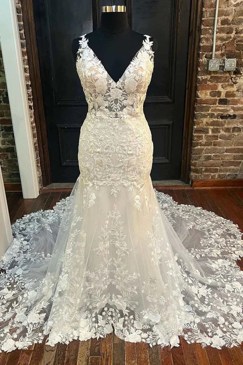 V neck Lace Appliques Plus Size Mermaid Wedding Dress for Curvy Brides - DollyGown