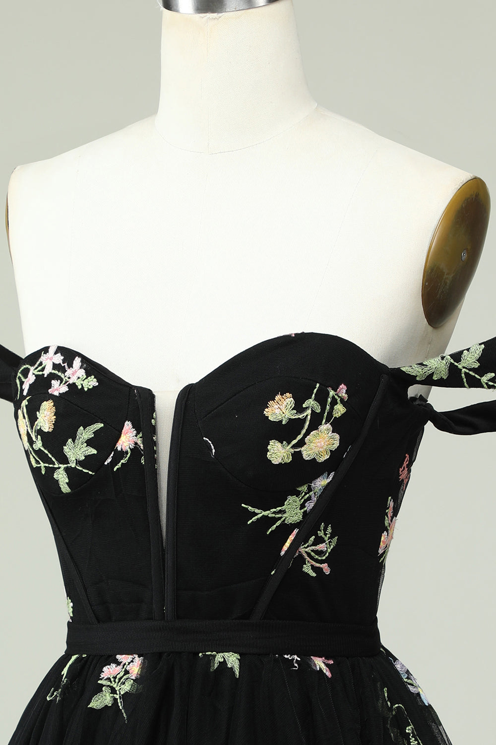 Elegant Black Off-the-Shoulder A-Line Homecoming Dress with Floral Accents