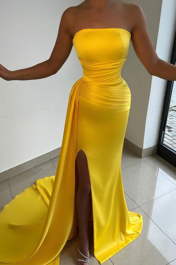 Elegant Light Yellow Strapless Sleeveless Pleated Split Prom Dress Gown Elegant Light Yellow Strapless Sleeveless Pleated Split Prom Dress Gown