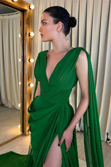 Elegant Emerald Green Deep V-Neck Pleated Strappy Prom Dress