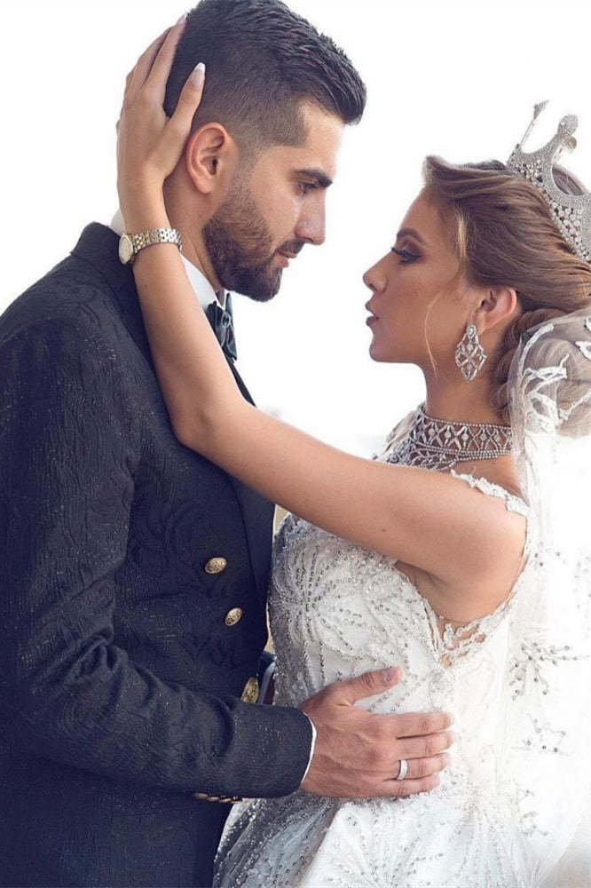 Beaded Cap-Sleeve Ball Gown Wedding Dress with Tulle Appliqué