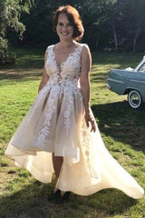 Elegant Off-the-Shoulder Lace Appliqued Tulle Ball Gown Wedding Dress