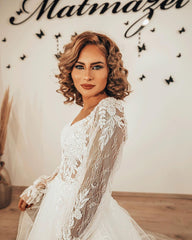 A-Line Sweetheart Long Sleeves Wedding Dress with Lace Appliques and Tulle