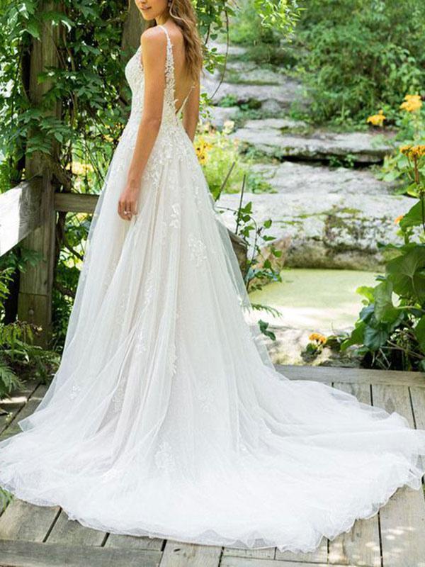 Sleeveless Tulle Lace Bridal Beach Wedding Gown with Appliqué Skirt