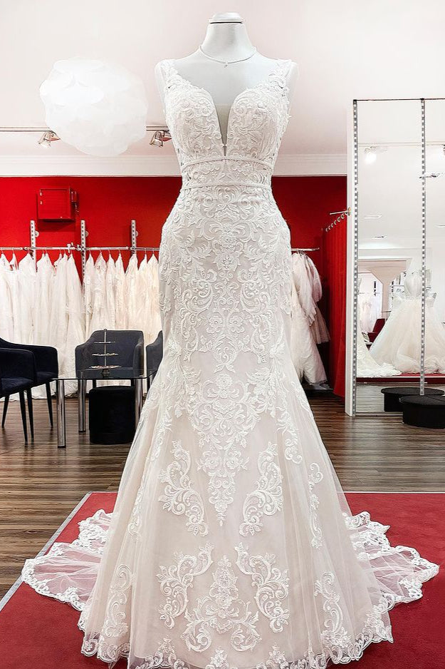 Elegant Sleeveless Backless Lace Tulle Mermaid Wedding Dress for Bridal Elegance
