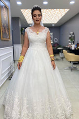 Elegant Mermaid Wedding Dress with Wide Straps and Backless Appliques