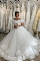 Elegant Lace & Tulle Two-Piece Wedding Dress with Short Sleeves