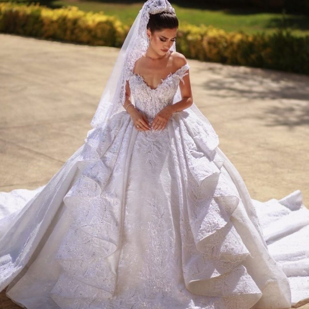 pleated tulle ball gown wedding dress Ivory A-Line Wedding Dress with Pleated Skirt Layered Tulle Ruffle Dress with Lace Corset Plus Size RAFFAELLA Size 8