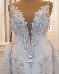 Elegant Spaghetti Strap Sweetheart A-Line Backless Wedding Dress with Lace