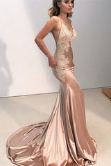 Elegant V-Neck Mermaid Prom Dress: Backless Gown with Exquisite Appliques