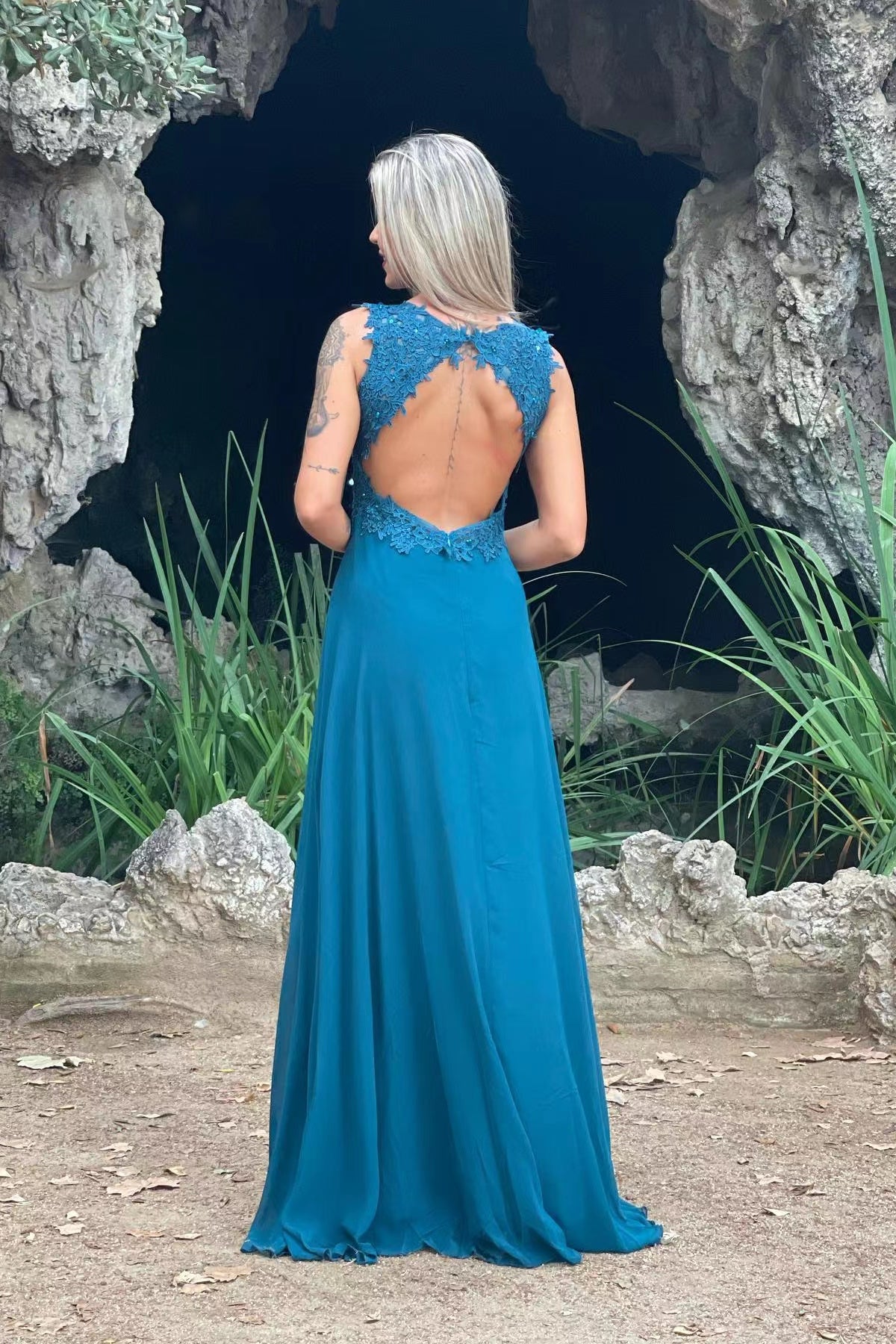 Vintage Red V-Neck Long Prom Dress High Slit Evening Gown