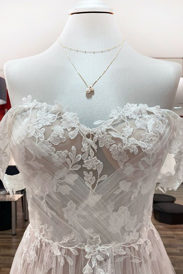 Sleeveless Off-Shoulder A-Line Wedding Dress Ruffles Tulle Lace Appliques Bridal Gown
