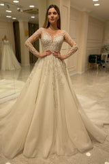 Elegant A-Line Wedding Dress with Lace Appliques and Sleeves Long Train