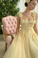 Daffodil Strapless Mermaid Evening Dress with Floral Appliques and Elegant Design