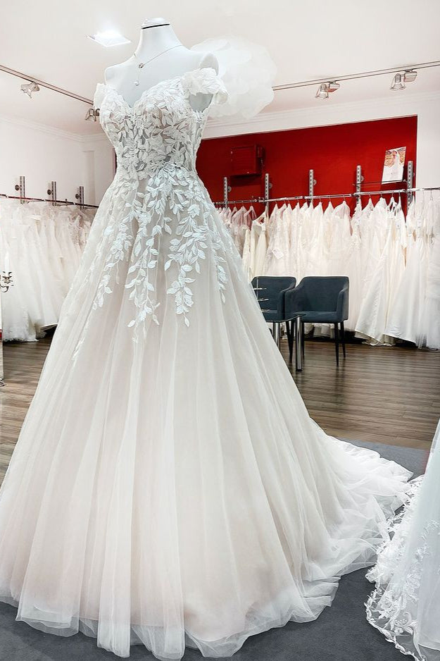 Off-The-Shoulder A-Line Wedding Dress with Delicate Lace and Tulle Ruffles