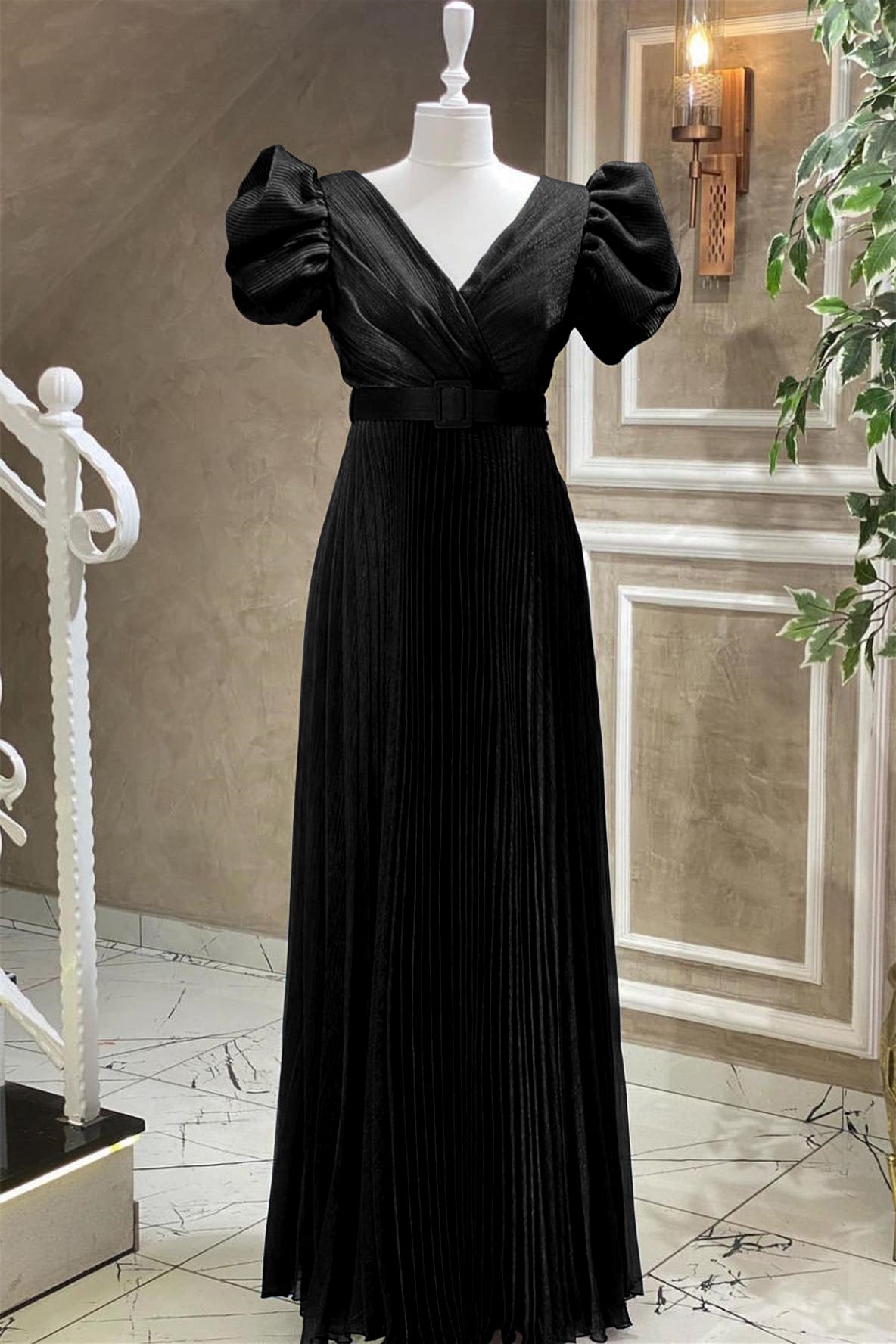 Elegant Royal Blue V-Neck Short Sleeve Evening Dress with Belt