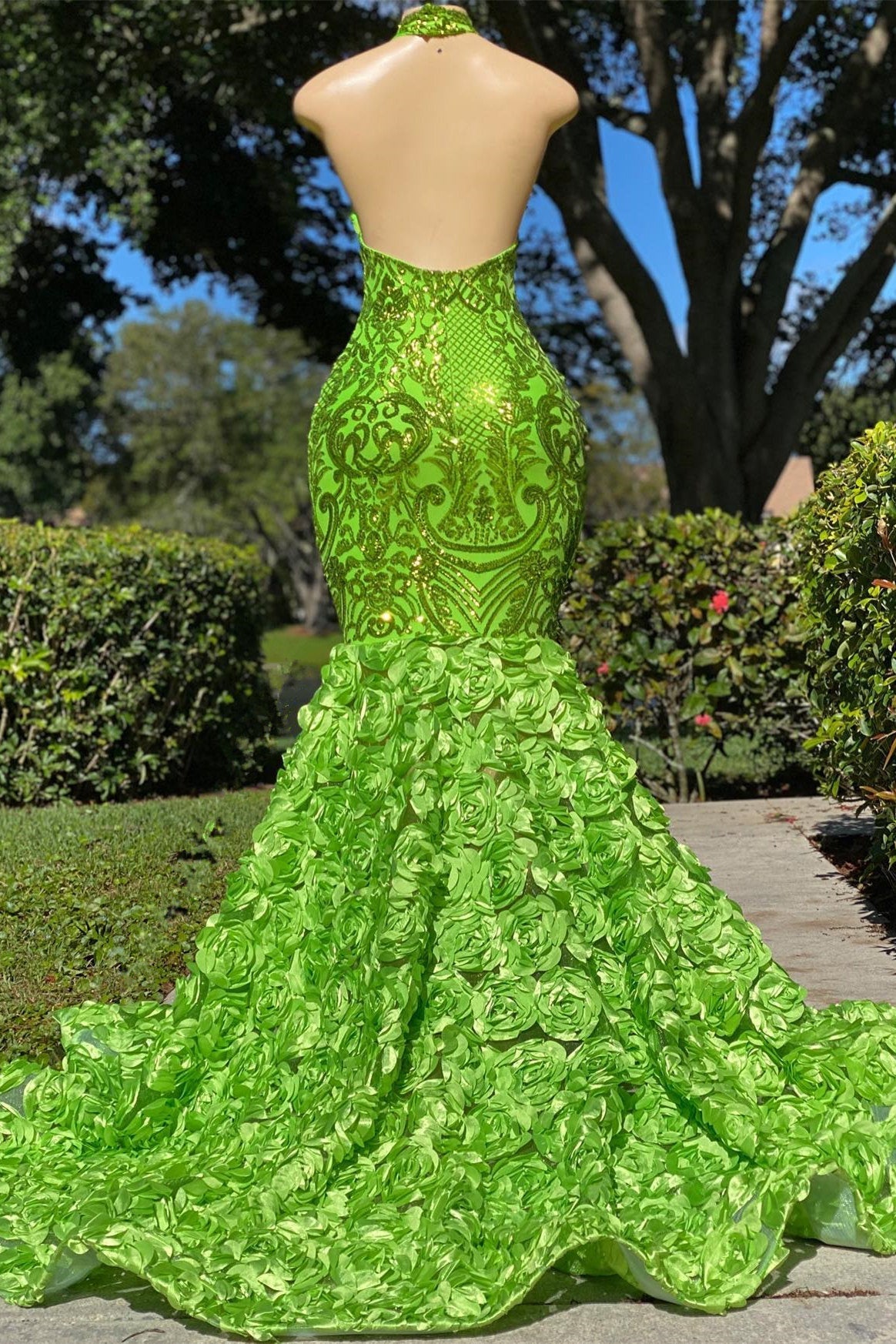 Green Halter Sleeveless Mermaid Prom Dress with Flower Appliques