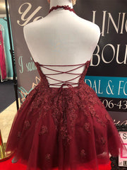 Elegant Halter Neck Backless Short Burgundy Lace Prom Dress for Homecoming