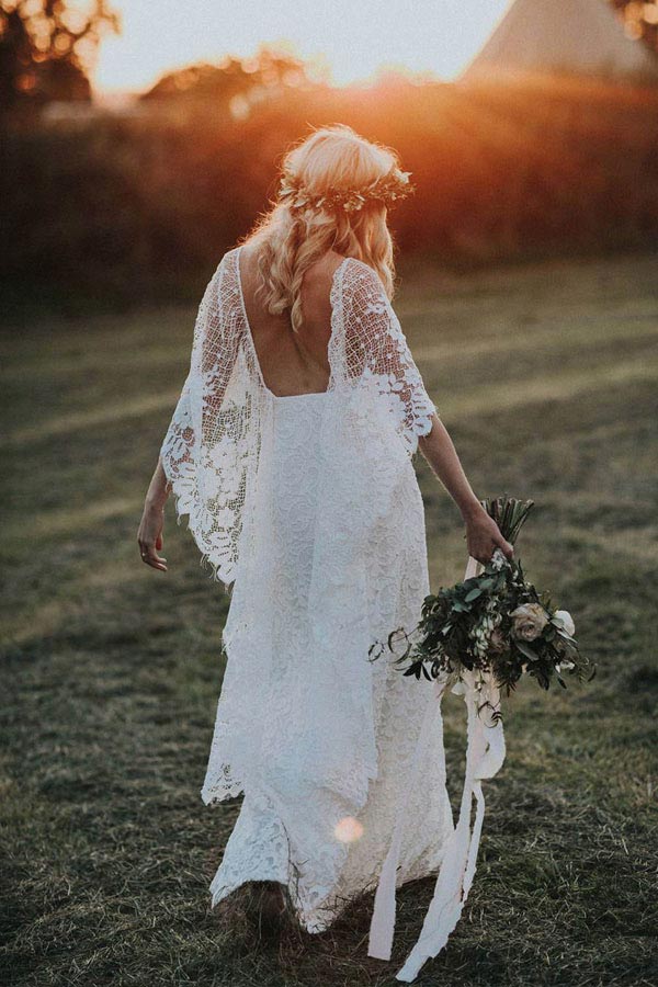 Romantic Bat Sleeve Lace Sheath Wedding Dress Bridal Gown for Women