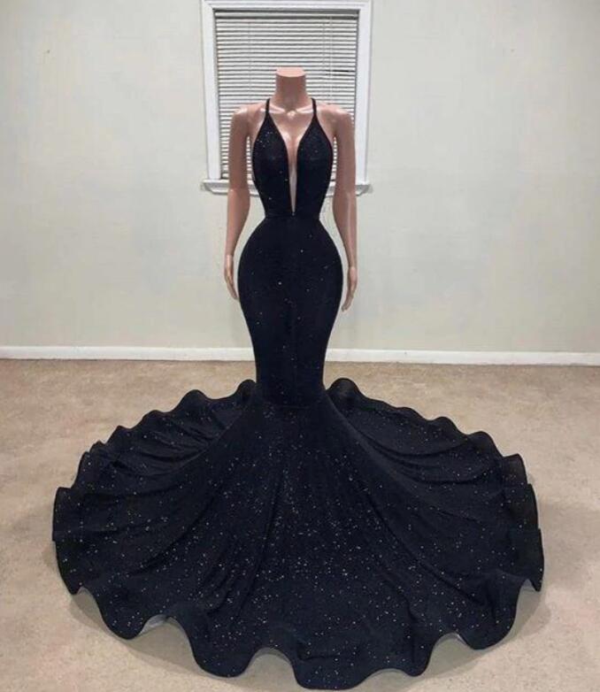 Elegant Black Halter Mermaid Prom Dress with Sparkling Sequin Embellishments