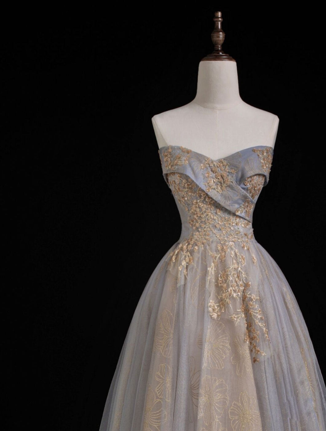 Elegant Gray Blue Long Prom Dress with Sweetheart Neckline Designed