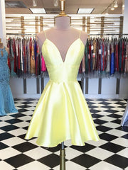 Elegant A-Line V-Neck Yellow Homecoming Dress Short Prom Graduation Evening