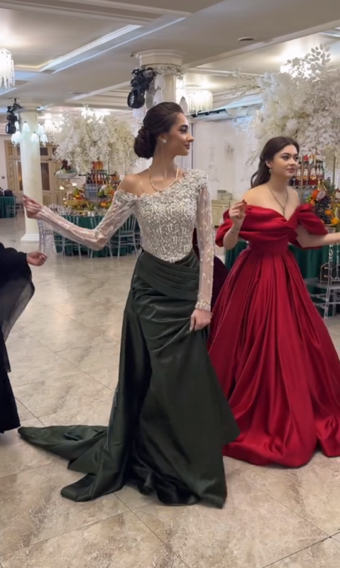 Elegant One-Shoulder Beaded Long Sleeve Ruched Satin Prom Gown for Women Elegant One-Shoulder Beaded Long Sleeve Ruched Satin Prom Gown for Women