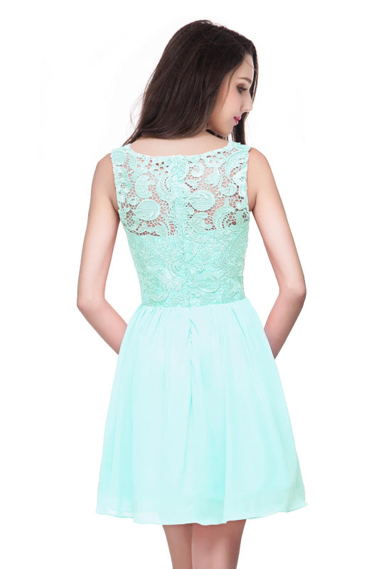 Elegant Sleeveless Chiffon Homecoming Dress with Floral Lace Mini Party