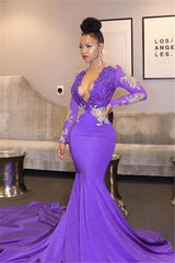 Elegant Long Sleeve V‑Neck Mermaid Prom Dress with Lace Appliques