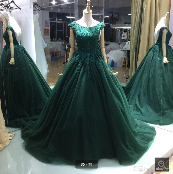 New Arrival Deep V backless Emerald Green Ball Gown Long Prom Dress