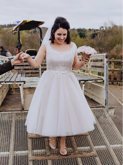 1950s Scoop Neck Lace Appliques Vintage inspired Length Wedding Dress ,20101608