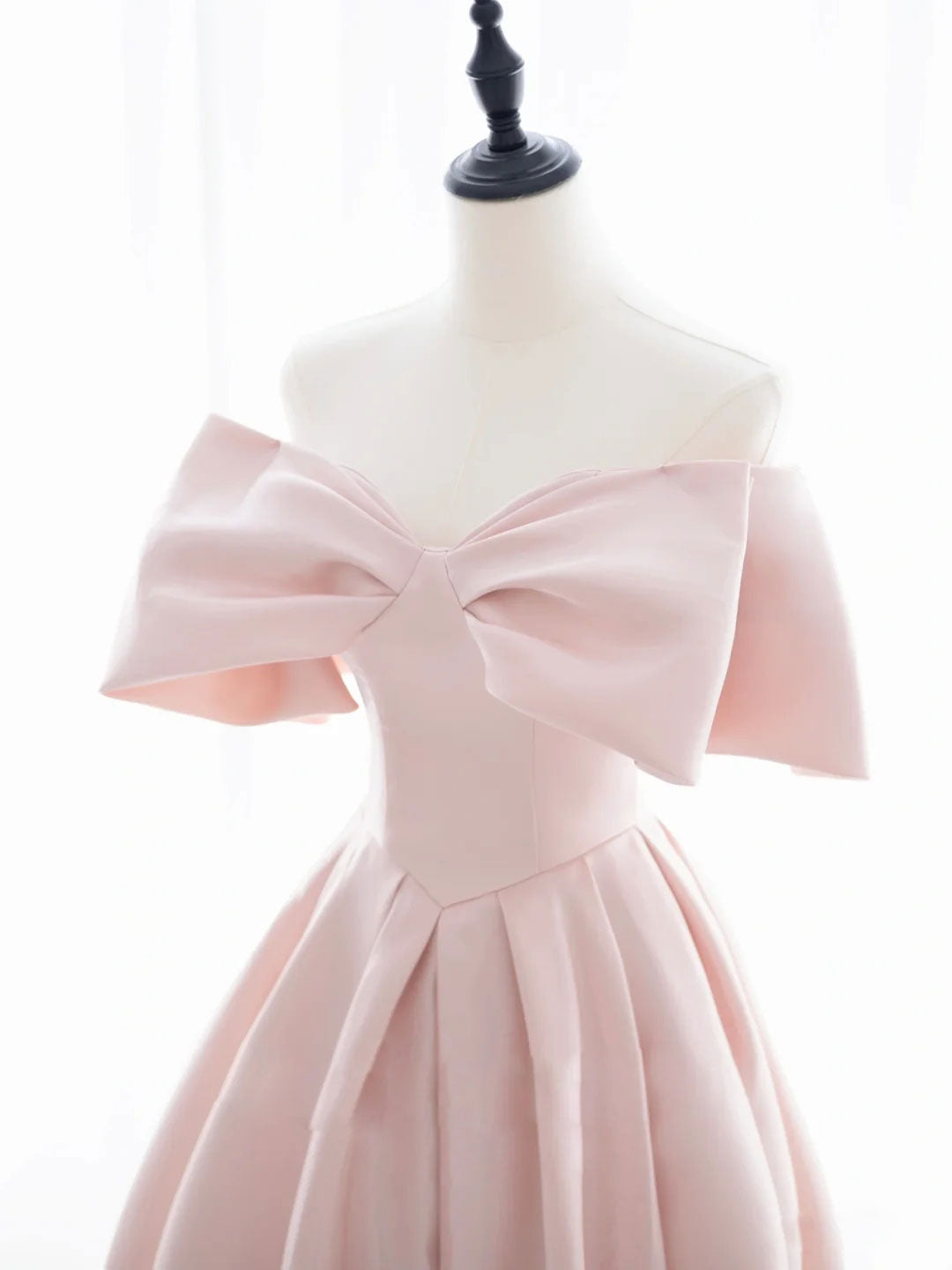Adorable Pink Satin Short Homecoming Dress Graduation Dress with Big Bow Front Adorable Pink Satin Short Homecoming Dress Graduation Dress with Big Bow Front