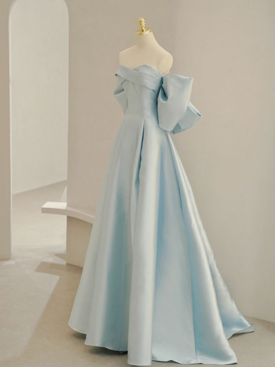 Light Blue A-line Strapless Satin Long Formal Dress with Bow Back Light Blue A-line Strapless Satin Long Formal Dress with Bow Back