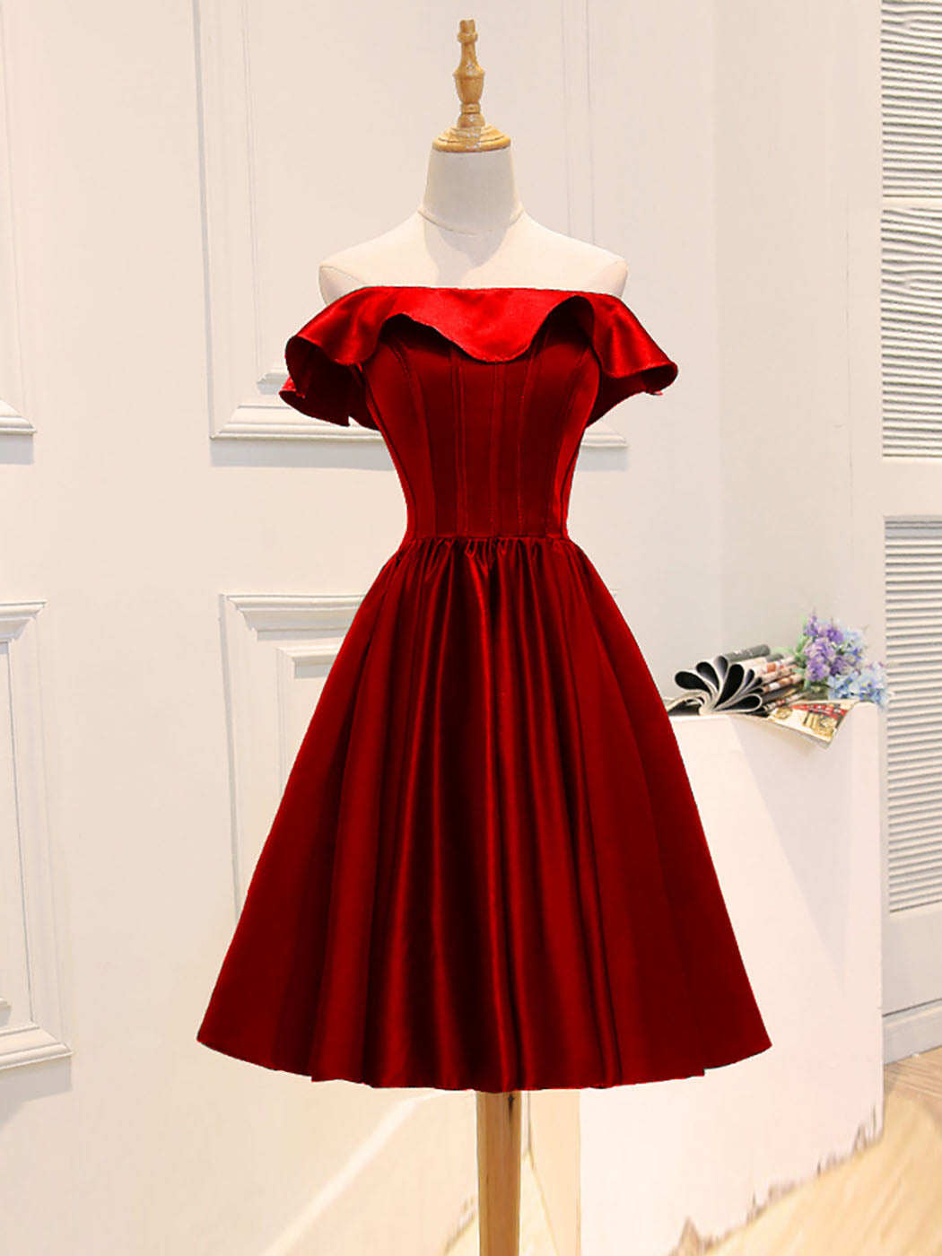 Red Off The Shouder Satin Boned Short Bridesmaid Dresses Prom Dress - DollyGown