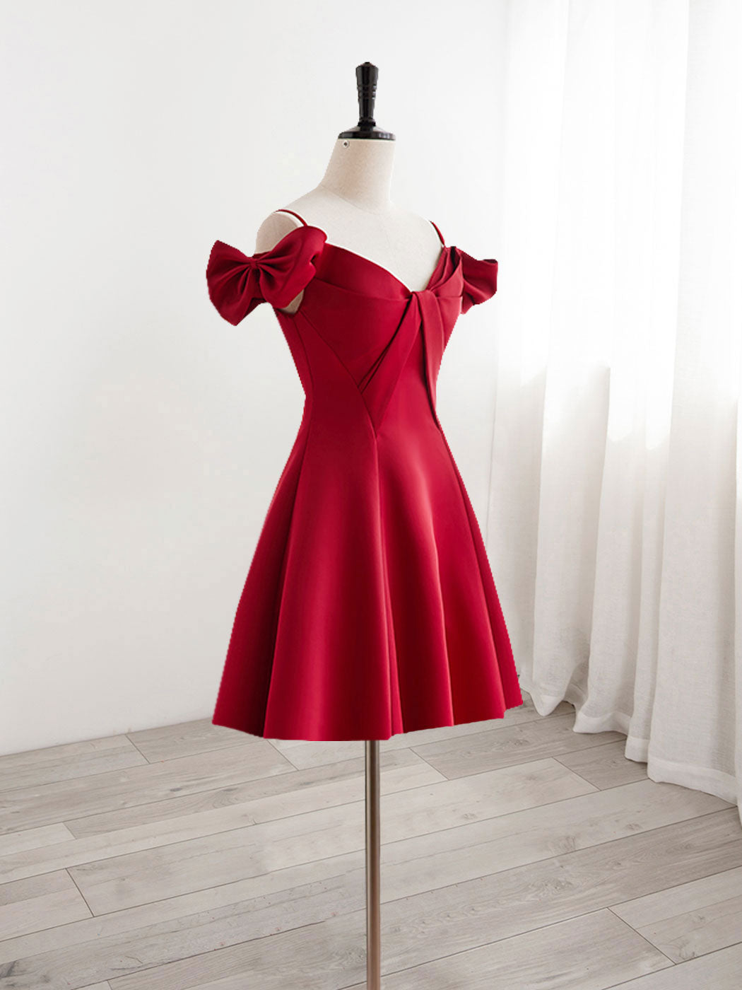 Red Short Formal Dress Juniors Homecoming Dress - DollyGown